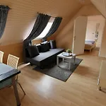 Wunderschoen Zwischen Ortsausgang Und Waldesrand Gelegene, Schoene Herzogenrath