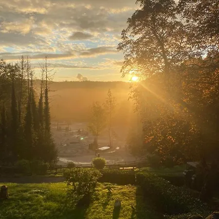 Appartement Wunderschoen Zwischen Ortsausgang Und Waldesrand Gelegene, Schoene *