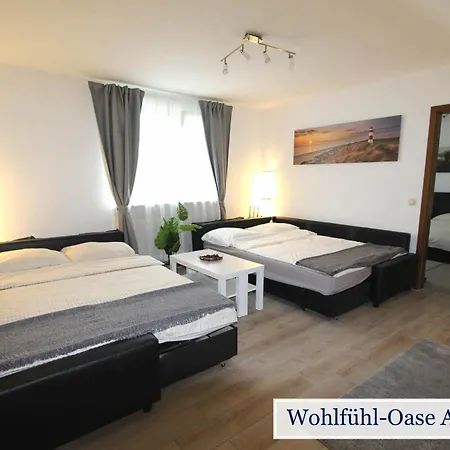 Wunderschoen Zwischen Ortsausgang Und Waldesrand Gelegene, Schoene アパート