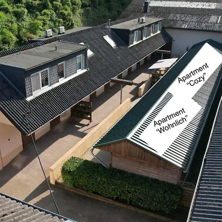 Wunderschoen Zwischen Ortsausgang Und Waldesrand Gelegene, Schoene アパート ヘルツォーゲンラート