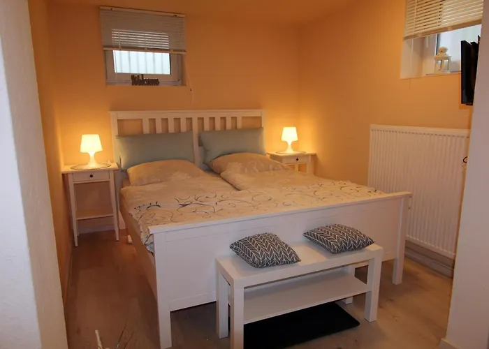 Wunderschön Zwischen Ortsausgang Und Waldesrand Gelegene, Schöne Herzogenrath