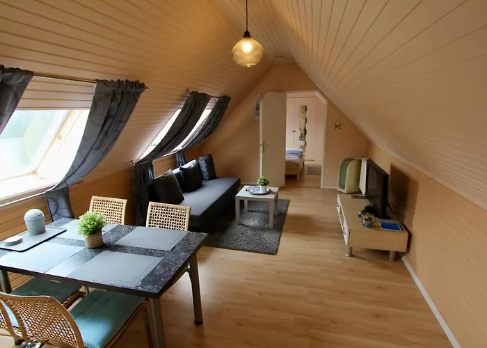 Wunderschön Zwischen Ortsausgang Und Waldesrand Gelegene, Schöne Apartment Herzogenrath