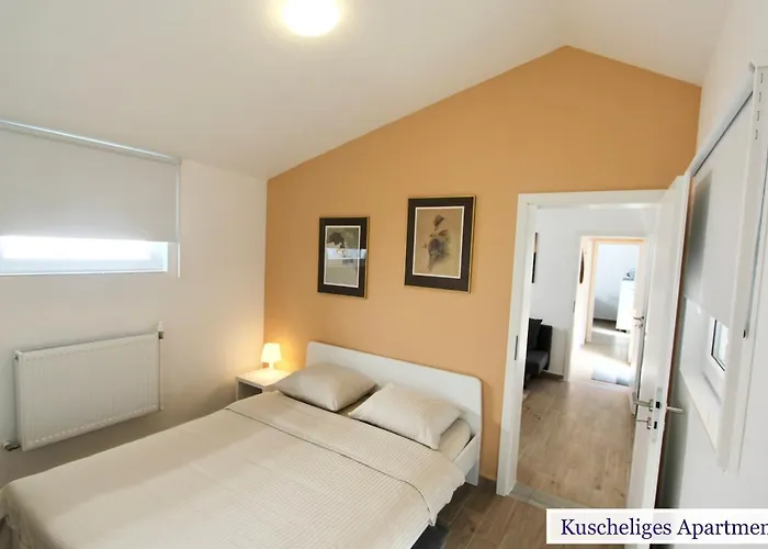 Wunderschön Zwischen Ortsausgang Und Waldesrand Gelegene, Schöne Herzogenrath