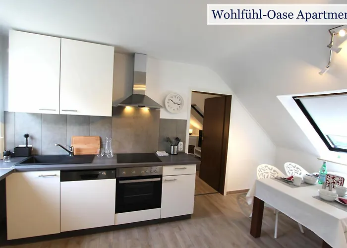 Wunderschön Zwischen Ortsausgang Und Waldesrand Gelegene, Schöne